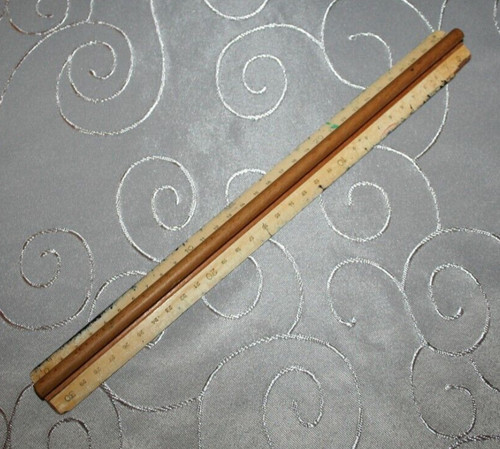 Altes lineal holz mit - lineal,